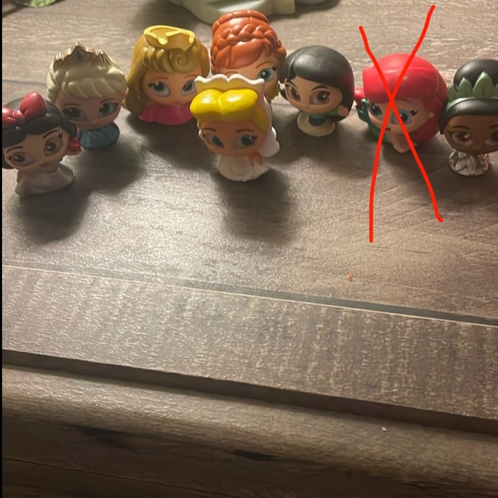 Disney princesses doorables